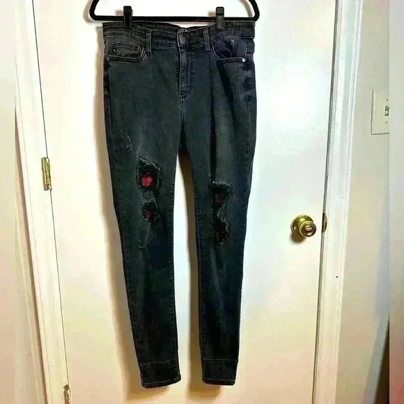 Judy Blue Jeans 11/30 Skinny Fit Buffalo Patch Distressed - Picture 1 of 10